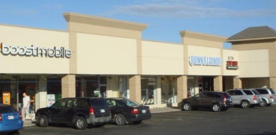 114-138 E North Ave, Belton, MO à louer - Photo du bâtiment - Image 2 de 5