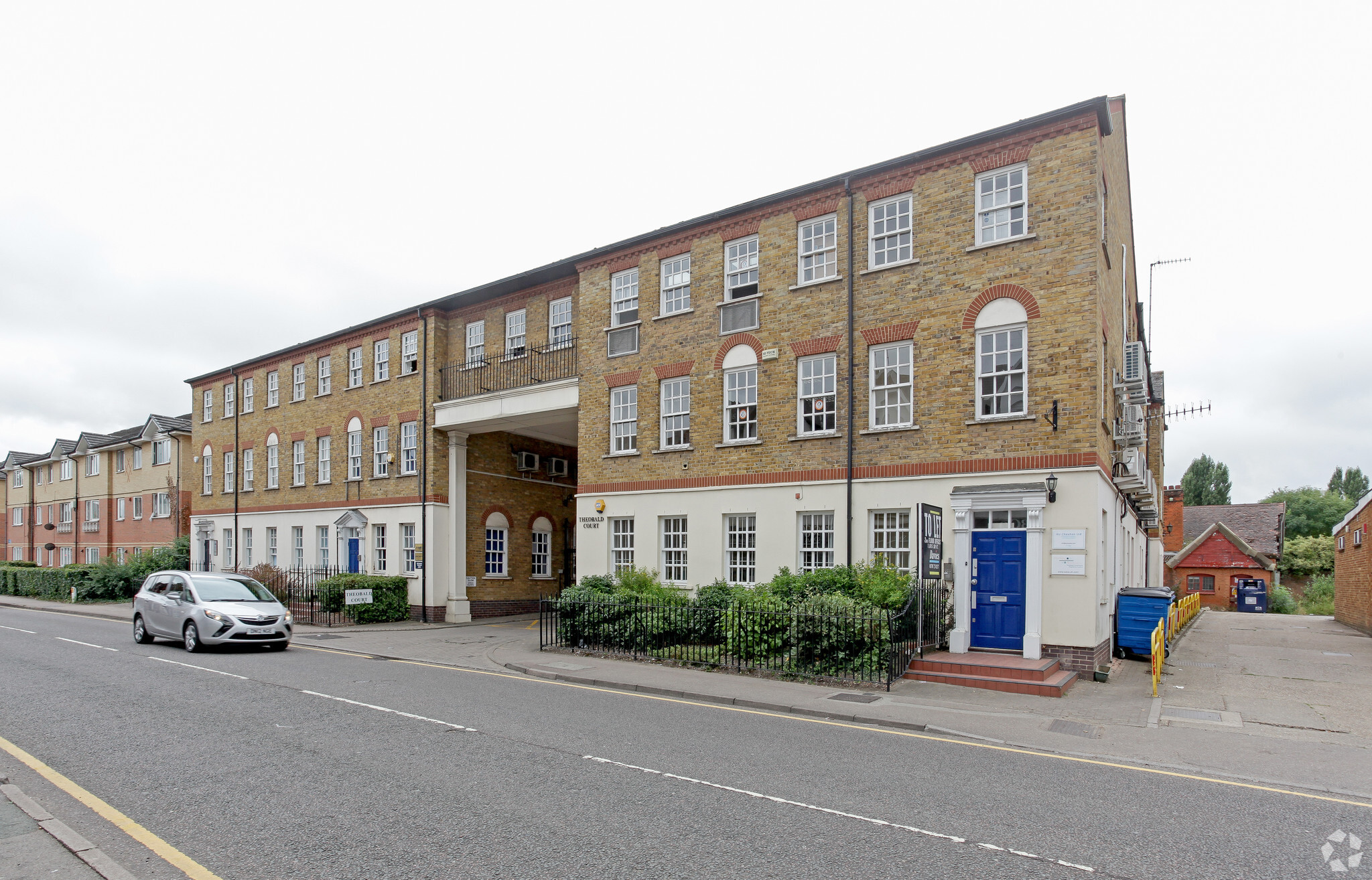 Theobald St, Borehamwood à vendre Photo du bâtiment- Image 1 de 3