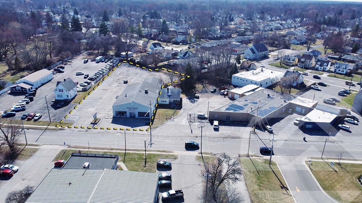 2439 Tremainsville Rd, Toledo, OH for sale Building Photo- Image 1 of 2