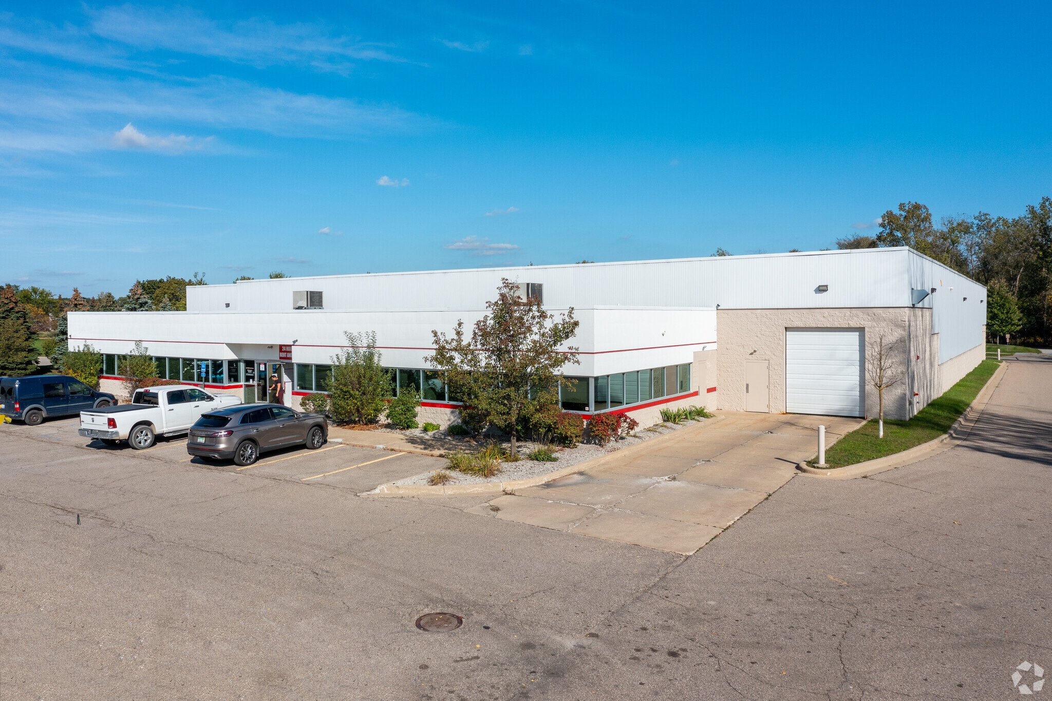 22222 Roethel Dr, Novi, MI à vendre Photo principale- Image 1 de 6