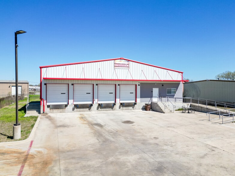 113 Bufkin Ln, Lockhart, TX for lease - Building Photo - Image 2 of 34