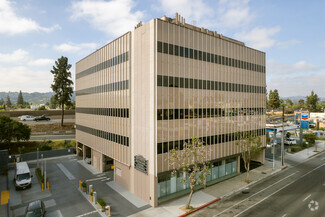 More details for 12840 Riverside Dr, Valley Village, CA - Office, Medical for Lease