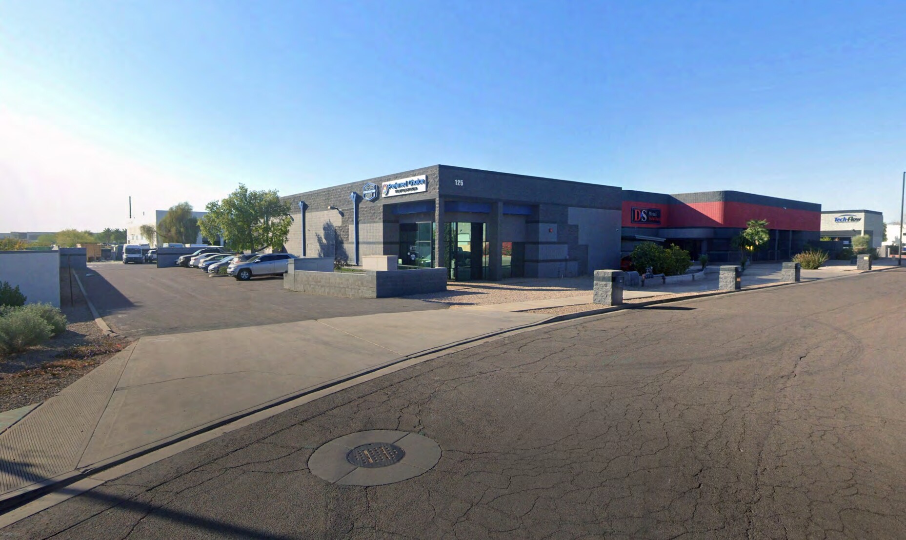 125 N Sunway Dr, Gilbert, AZ for lease Building Photo- Image 1 of 8