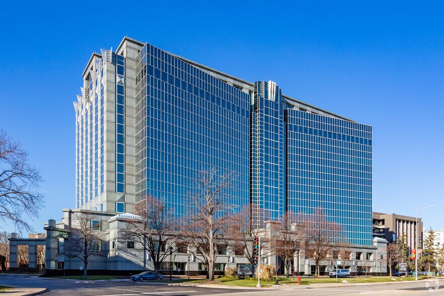 6250 N River Rd, Rosemont, IL à louer - Photo du bâtiment - Image 2 de 26