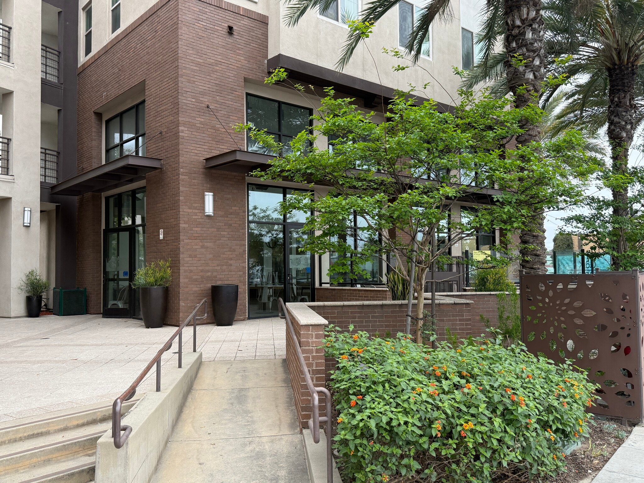 8004 Orangethorpe Ave, Buena Park, CA for lease Building Photo- Image 1 of 27