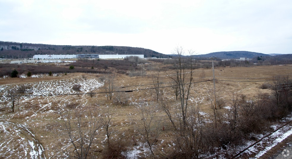 Broome Corporate Pky, Conklin, NY à vendre - Photo du bâtiment - Image 2 de 8