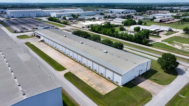 6401 N Eldridge Pky, Houston, TX for lease Interior Photo- Image 1 of 2