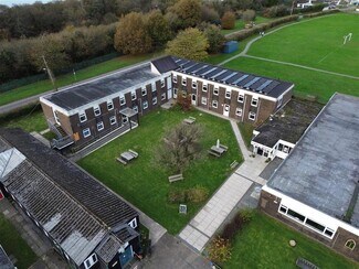 More details for Carmarthen Rd, Ferryside - Office for Lease