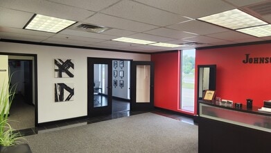 2816 E 51st St, Tulsa, OK à louer Photo intérieure- Image 2 de 6