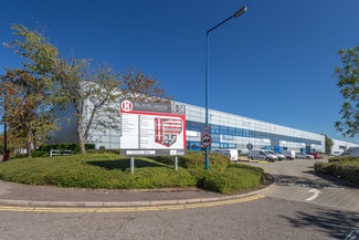 Plus de détails pour 48-58 Tanners Dr, Milton Keynes - Industriel à louer