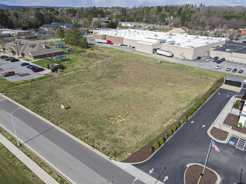 0 Country Club Drive SW, Blacksburg, VA à vendre - Photo principale - Image 1 de 9