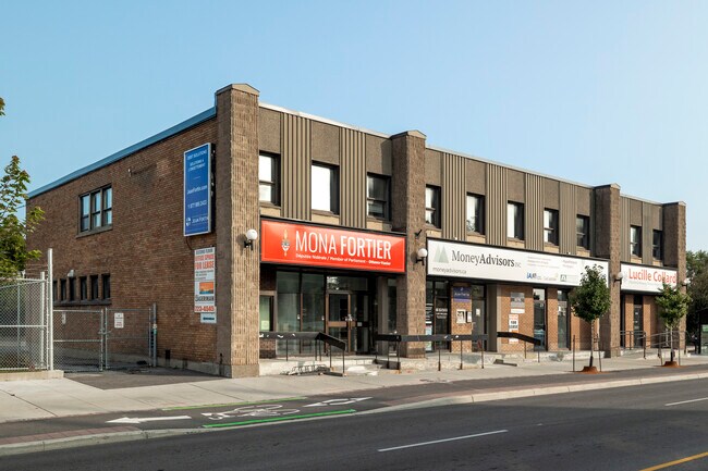 Plus de détails pour 233-237 Montreal Rd, Ottawa, ON - Bureau à louer