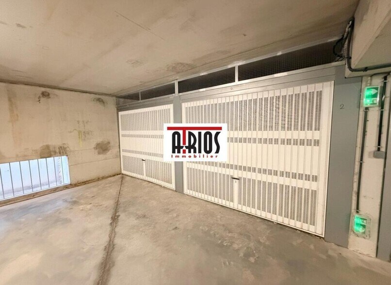 Bureau dans La Seyne Sur Mer à vendre - Photo du bâtiment - Image 3 de 4