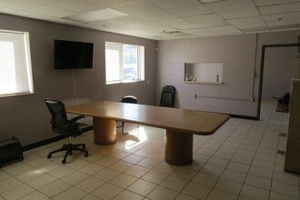 2575 Front St, Cottondale, FL for sale Interior Photo- Image 2 of 9