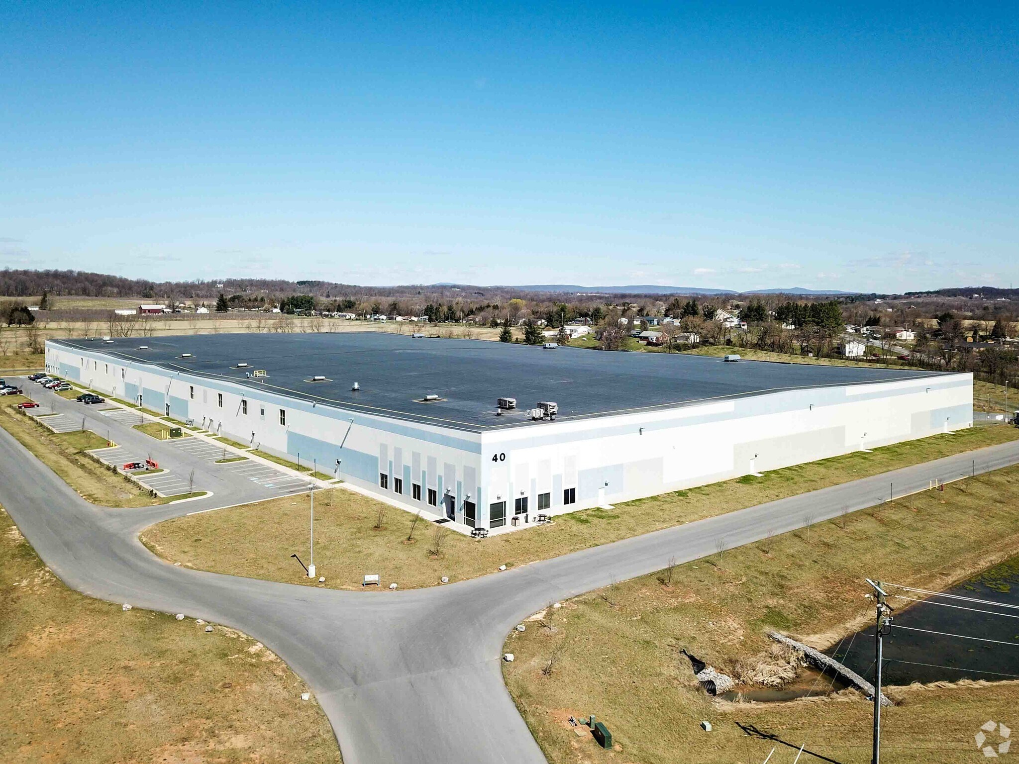 40 Tyson Dr, Winchester, VA for lease Primary Photo- Image 1 of 5