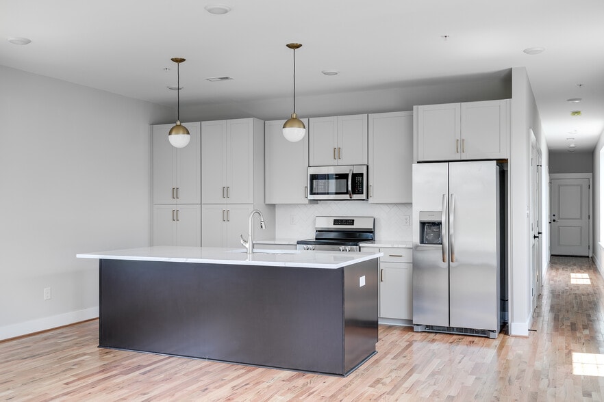 1422 Bainbridge St, Richmond, VA for sale - Building Photo - Image 3 of 6