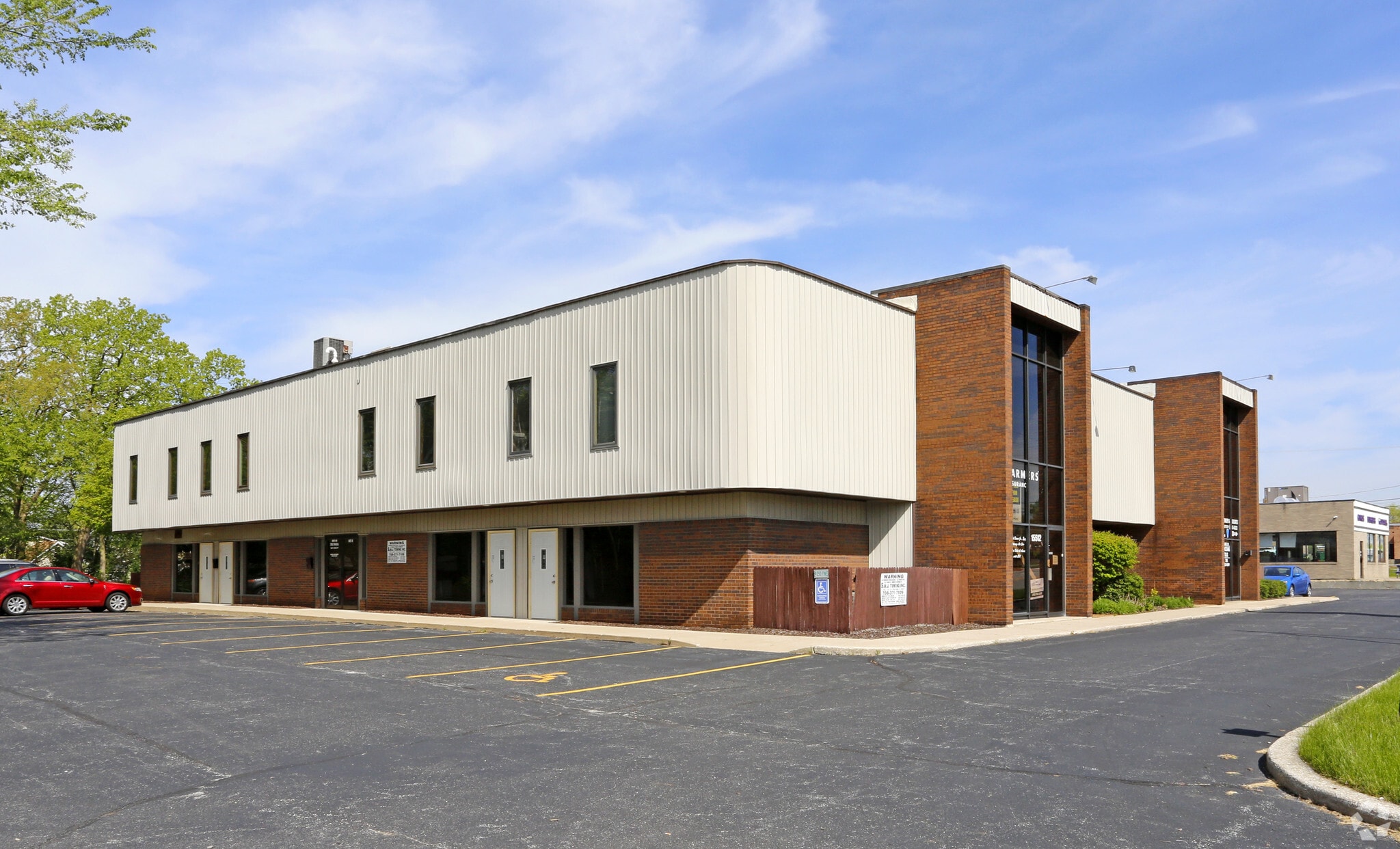 15510-15512 S Cicero Ave, Oak Forest, IL for lease Primary Photo- Image 1 of 21