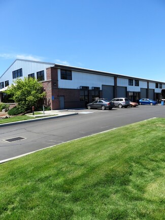 More details for 2121 SW Deerhound Ave, Redmond, OR - Industrial for Lease