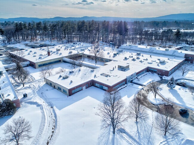 Plus de détails pour 150 Congress St, Keene, NH - Industriel à vendre