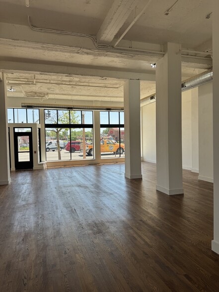 3825 S Kingshighway Blvd, Saint Louis, MO for lease - Interior Photo - Image 2 of 6