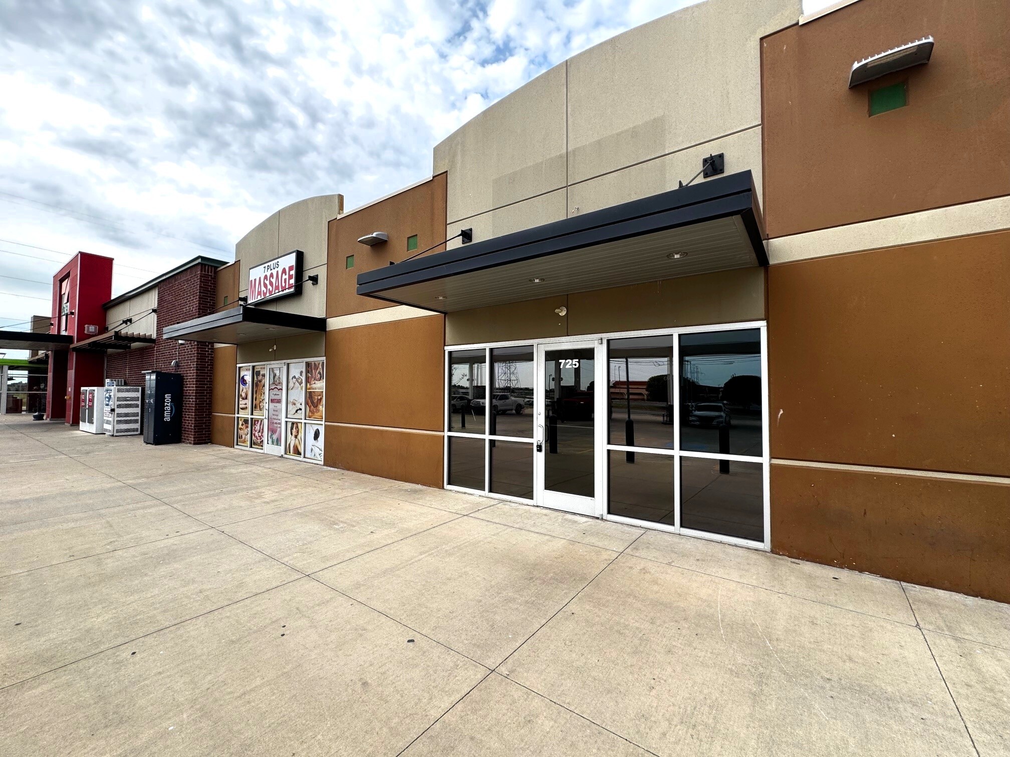 735 S MacArthur Blvd, Oklahoma City, OK à louer Photo intérieure- Image 1 de 4