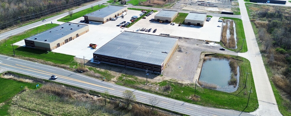10137 Marine City Hwy, Ira Township, MI à louer - Photo du bâtiment - Image 2 de 4