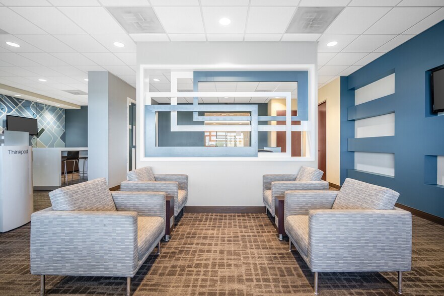 16701 Melford Blvd, Bowie, MD à louer - Photo intérieure - Image 2 de 18