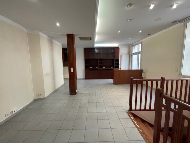 41 Rue Poliveau, Paris à vendre - Photo du bâtiment - Image 3 de 16