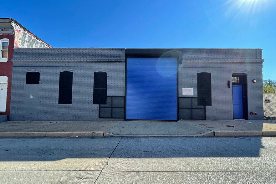 611 S Monroe St, Baltimore, MD à vendre - Photo du bâtiment - Image 1 de 13