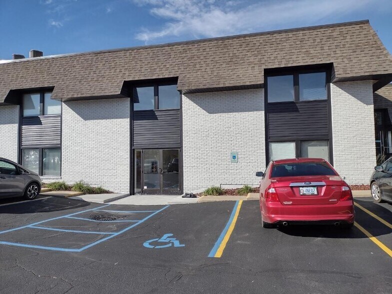 720 W Wackerly St, Midland, MI à louer - Photo du bâtiment - Image 1 de 1