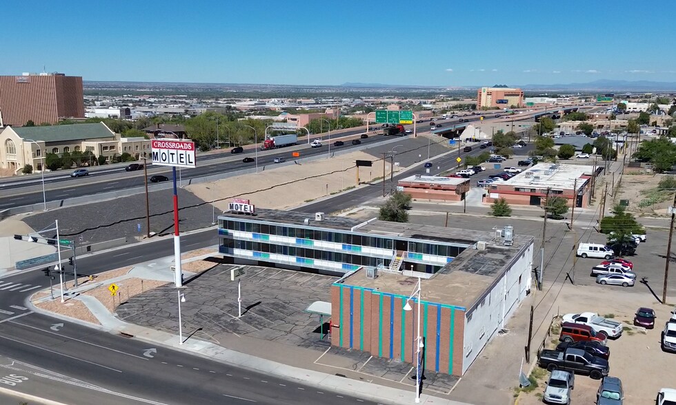 1001 Central Ave NE, Albuquerque, NM à vendre - Photo du bâtiment - Image 2 de 15