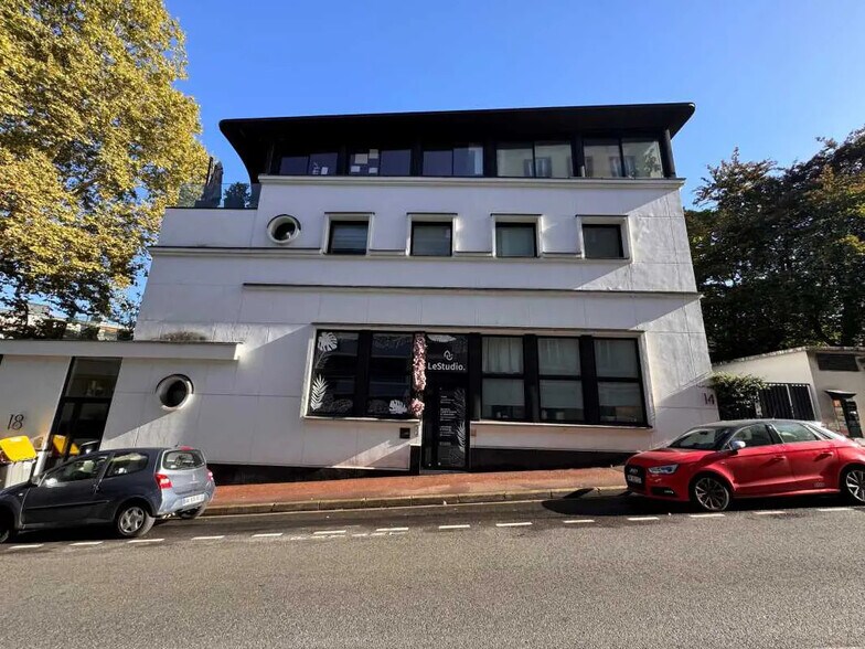 14-16 Rue Telles De La Poterie, Issy-les-Moulineaux à vendre - Photo du bâtiment - Image 1 de 8