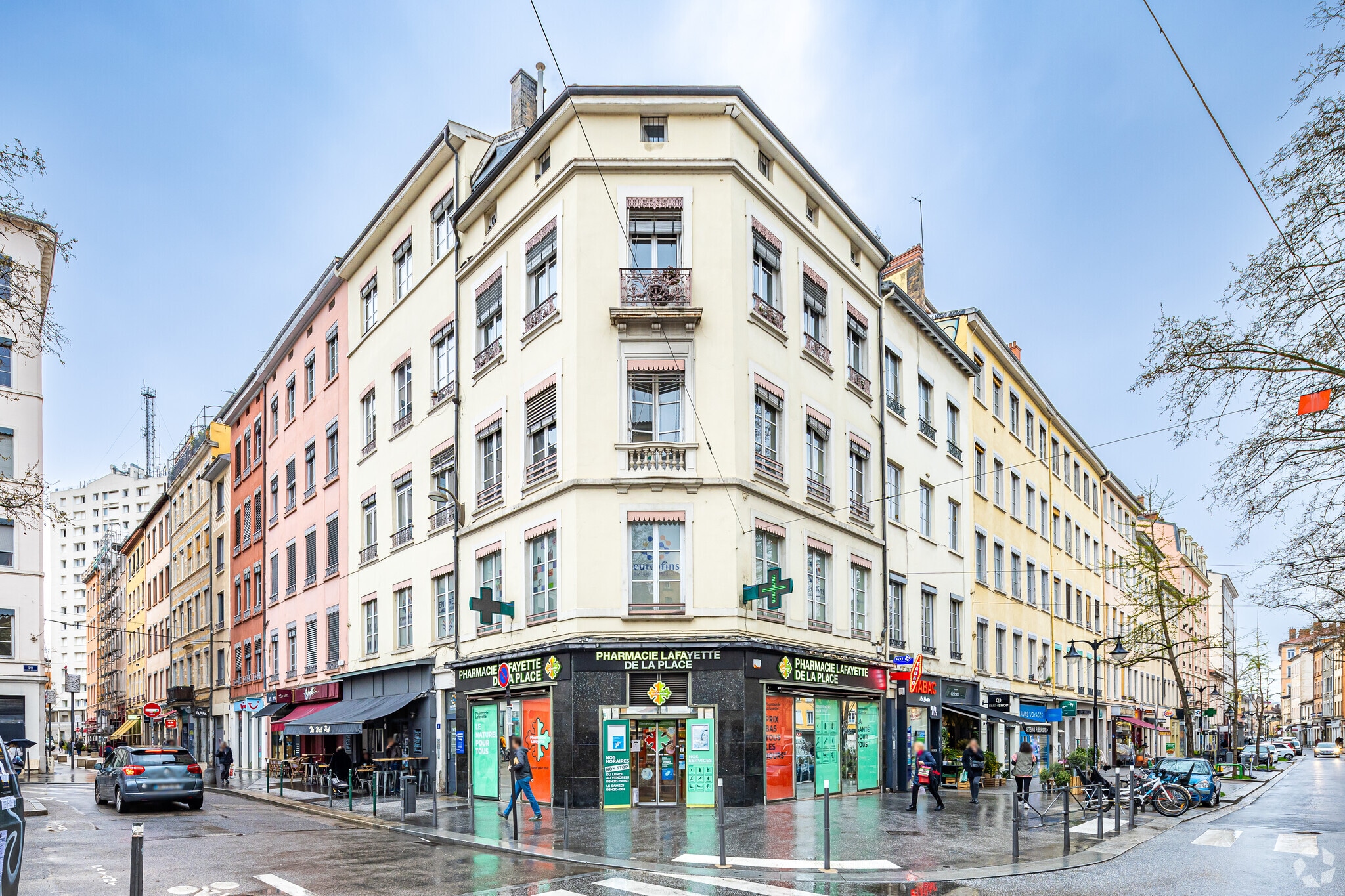 4 Place De La Croix-Rousse, Lyon for lease Primary Photo- Image 1 of 2