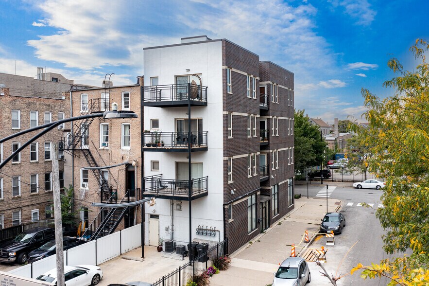1701 S Racine Ave, Chicago, IL à vendre - Photo du bâtiment - Image 2 de 4