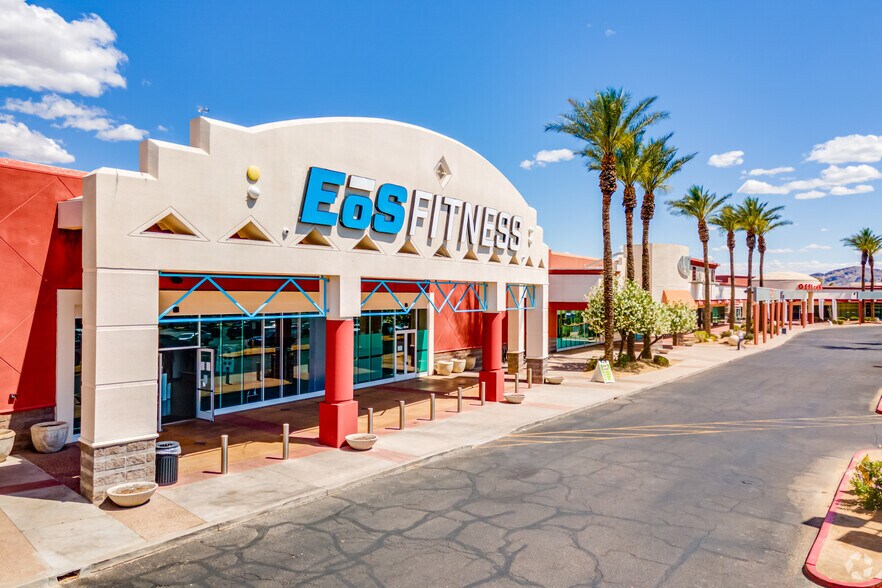 12645 N 48th St, Phoenix, AZ à louer - Photo du bâtiment - Image 2 de 5