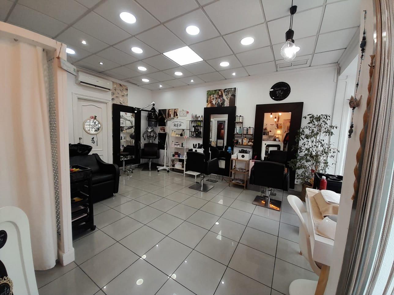 Retail in Fuengirola, Málaga for lease Building Photo- Image 1 of 17