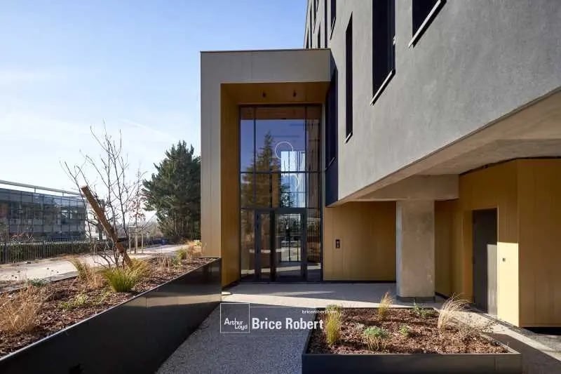 Office in Dardilly for lease - Building Photo - Image 3 of 16