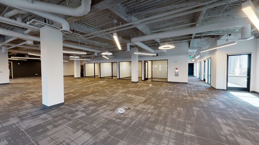 185 W F St, San Diego, CA à louer - Photo intérieure - Image 2 de 8