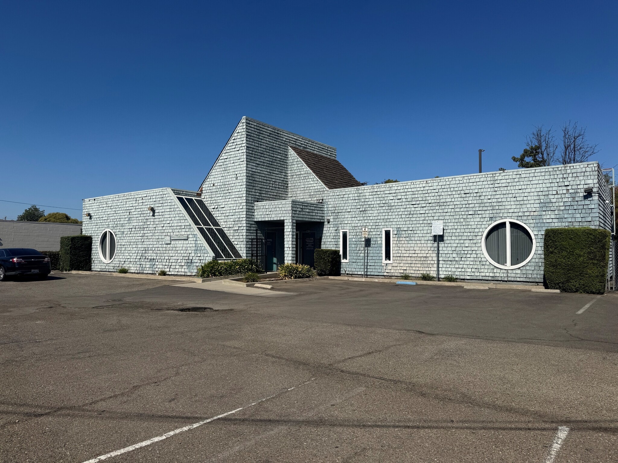 435 E Harding Way, Stockton, CA for sale Building Photo- Image 1 of 6