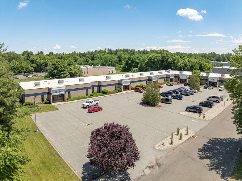 72 Shaker Rd, Enfield, CT for lease - Building Photo - Image 1 of 5