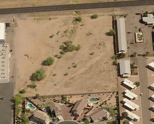 10917 E Main Rd, Mesa, AZ à vendre - Photo du bâtiment - Image 1 de 5