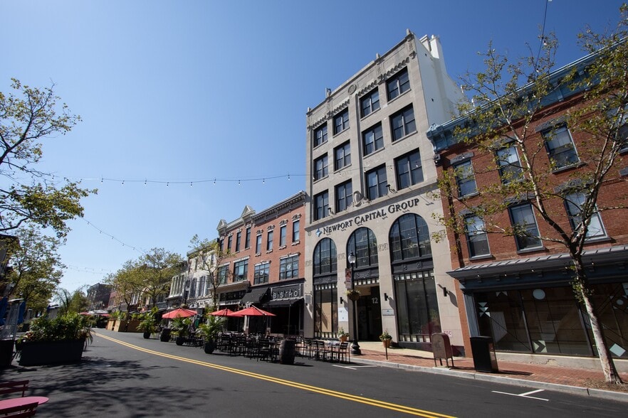 12 Broad St, Red Bank, NJ à louer - Photo du bâtiment - Image 2 de 7