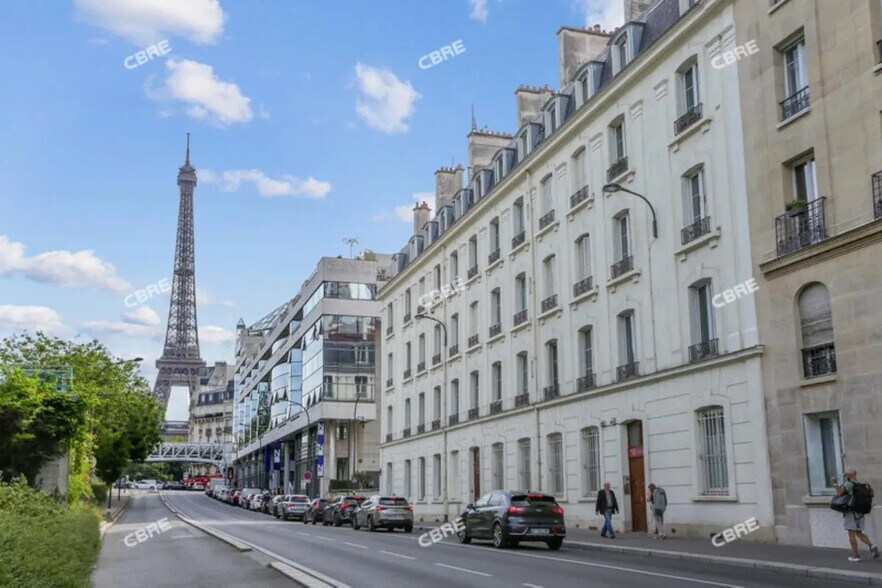 17 Quai De Grenelle, Paris à vendre - Photo du bâtiment - Image 3 de 14