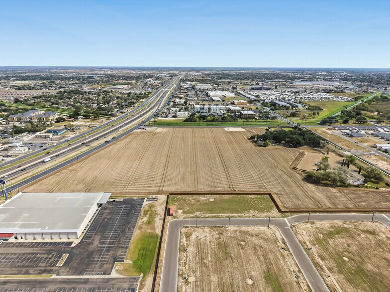 Interstate 2 & N. Milano Road, Weslaco, TX à vendre - Photo du bâtiment - Image 3 de 8