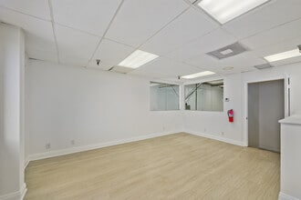 8637-8649 Hayden Pl, Culver City, CA à louer Photo intérieure- Image 1 de 9