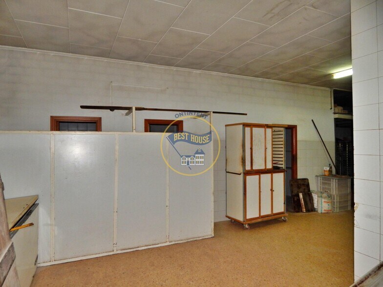 Commerce de détail dans València à vendre - Photo du bâtiment - Image 2 de 10