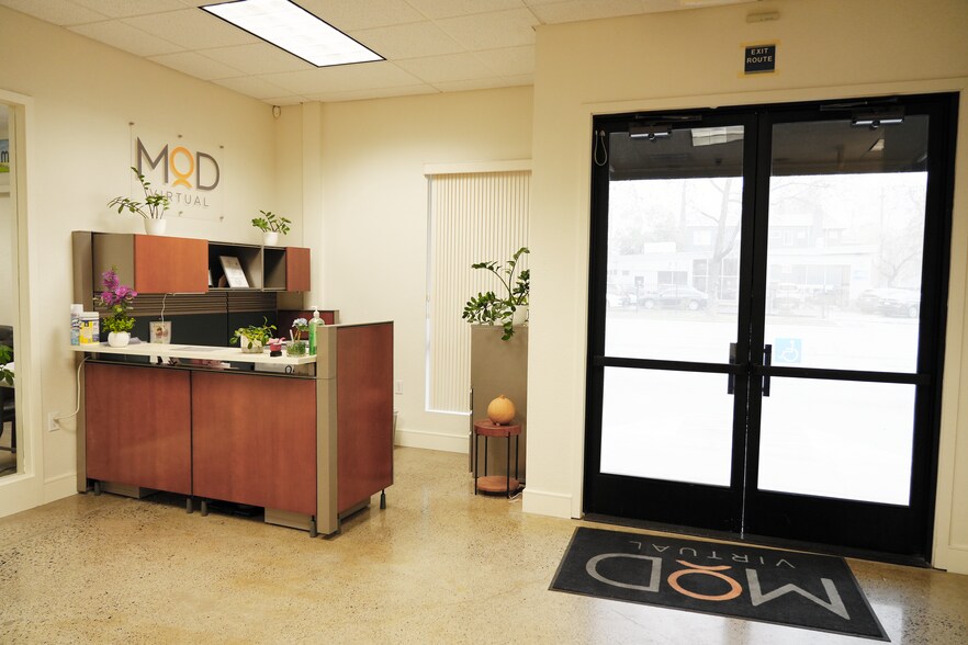 3001 E St, Sacramento, CA à louer - Hall d’entrée - Image 3 de 12