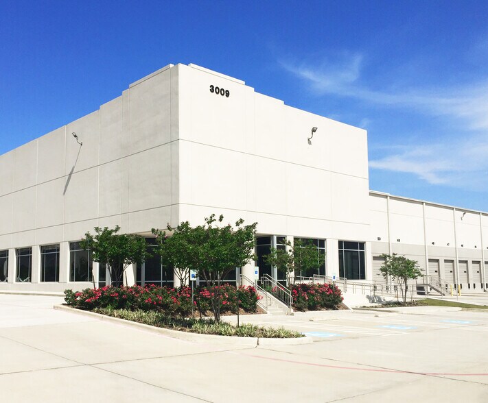 3009 Pasadena Fwy, Pasadena, TX for lease - Building Photo - Image 1 of 5