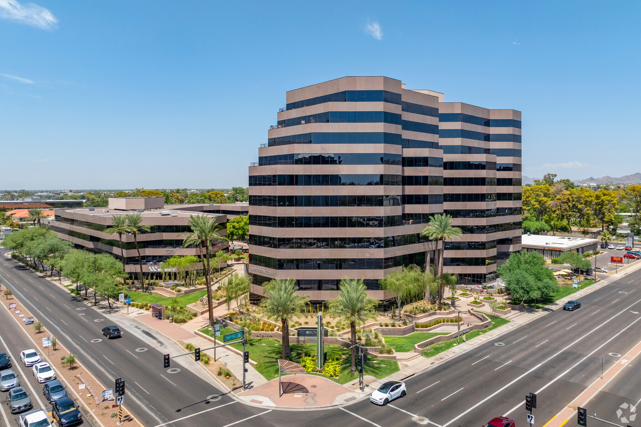 2398 E Camelback Rd, Phoenix, AZ for lease Primary Photo- Image 1 of 52