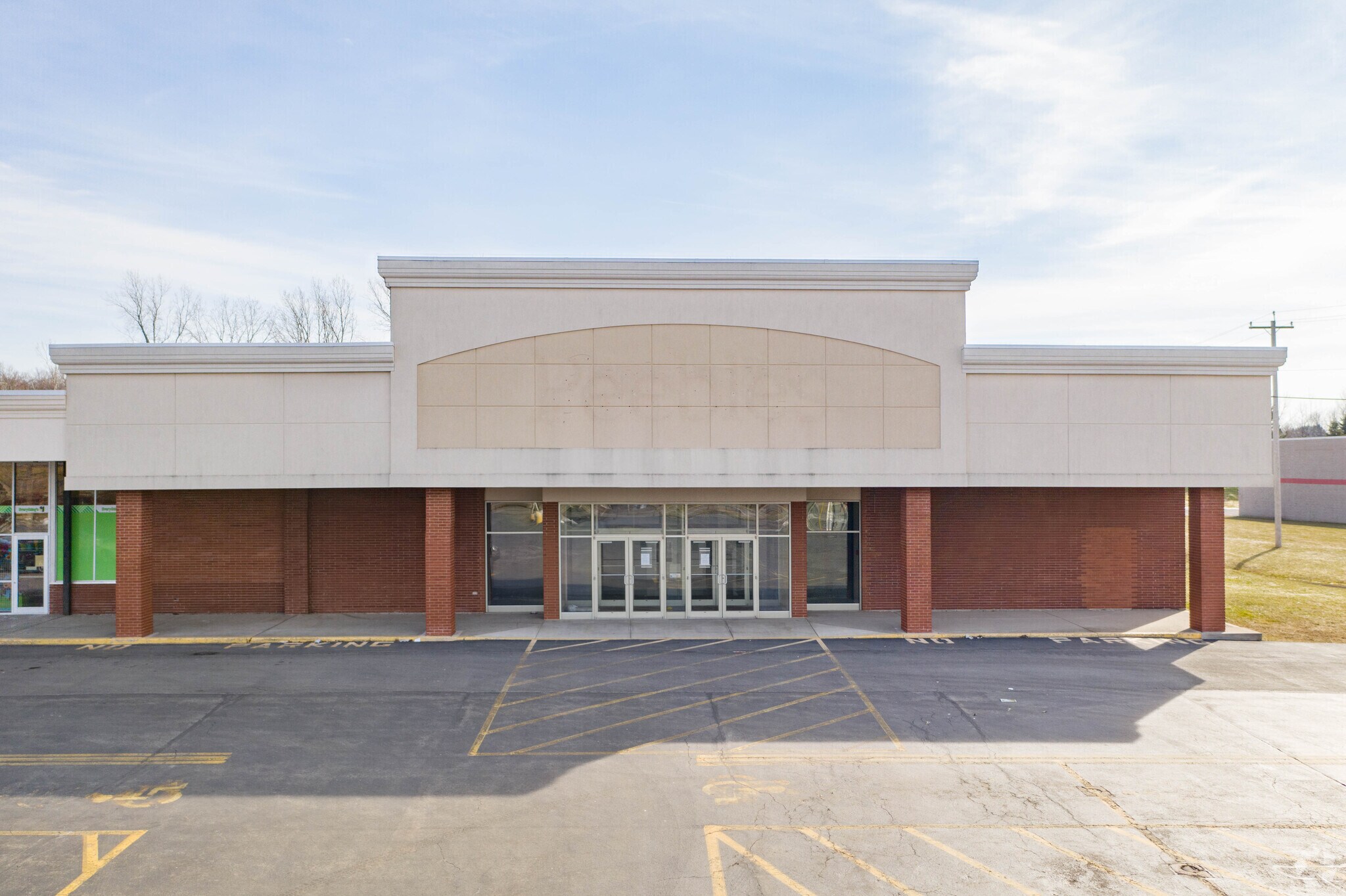 316-326 West Ave, Albion Town Orleans, NY for lease Building Photo- Image 1 of 12